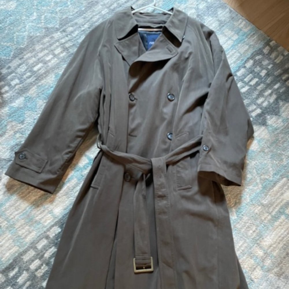 Vintage Nautica men's trenchcoat